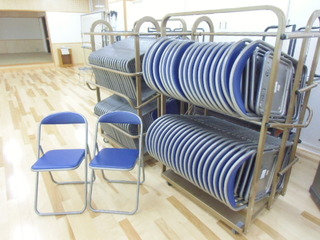 地域連携室（椅子）