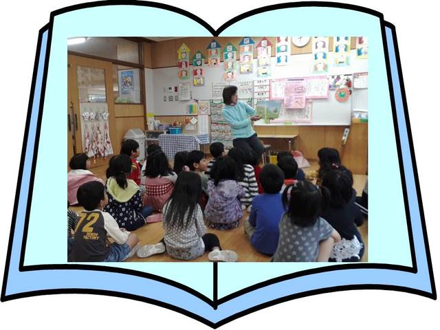 絵本の読み聞かせ