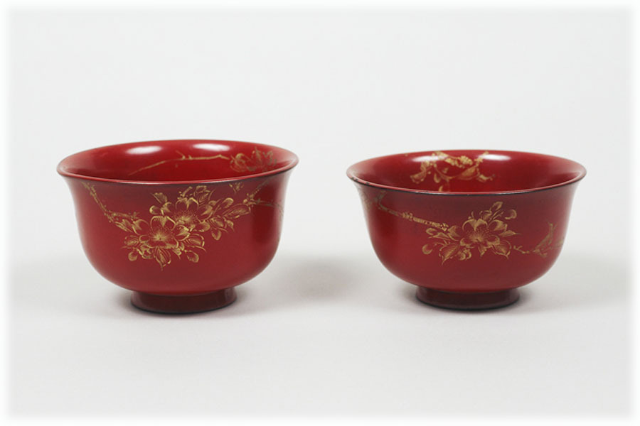 朱漆桜沈金盃洗