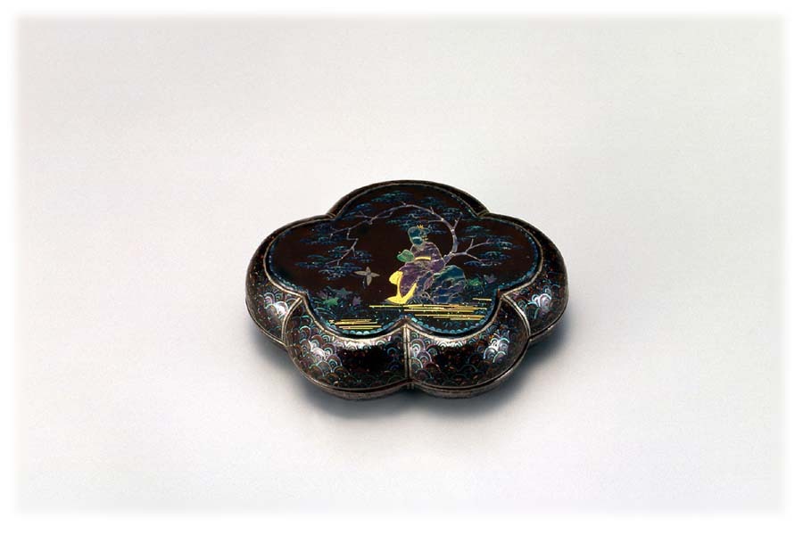 黒漆樹下人物螺鈿香合