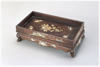 花蝶螺鈿紫檀台